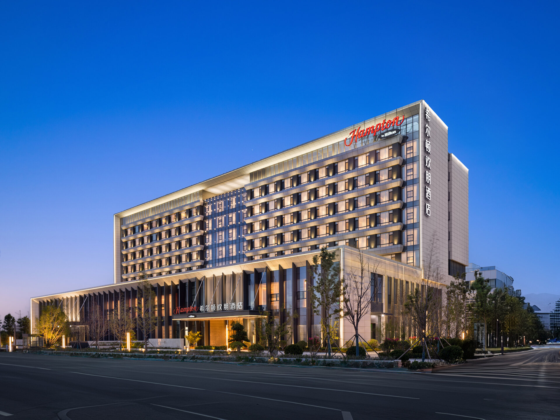 青岛空港希尔顿欢朋酒店