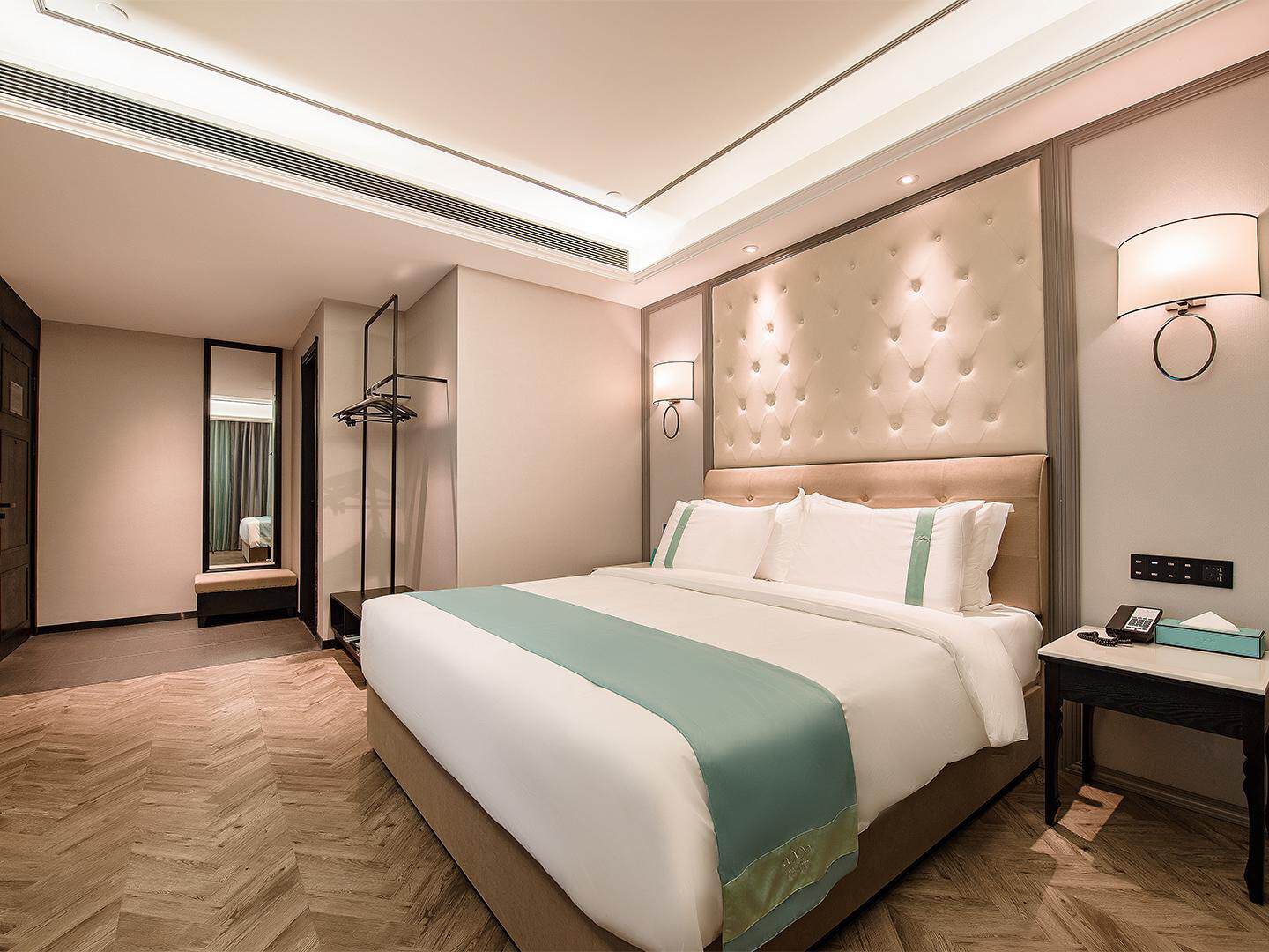 希岸酒店银川高铁站怀远夜市店